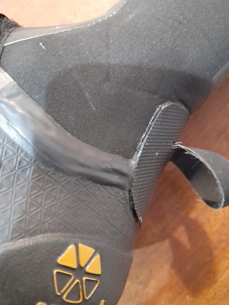 reparação de bota de surf depois